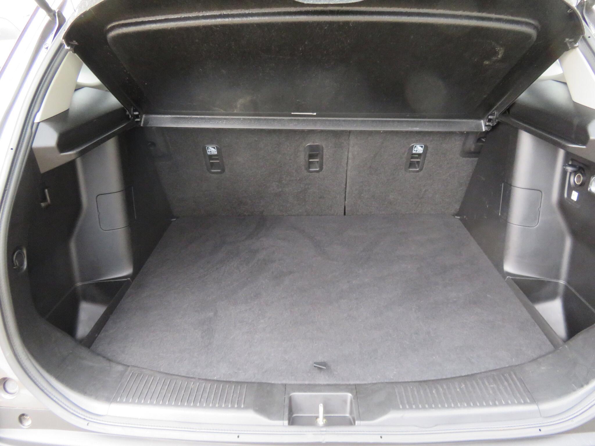 Suzuki S-Cross - Image 9