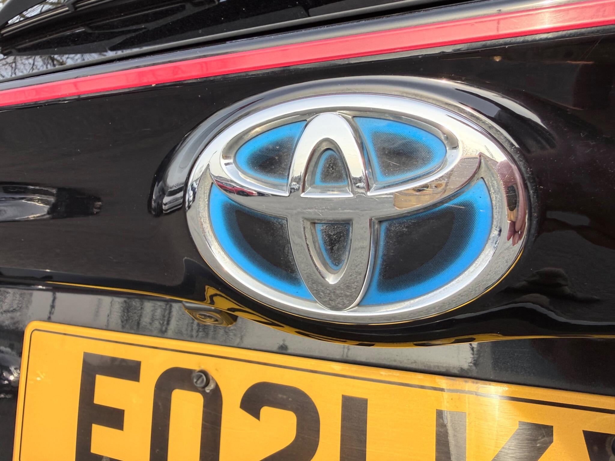 Toyota Yaris - Image 46