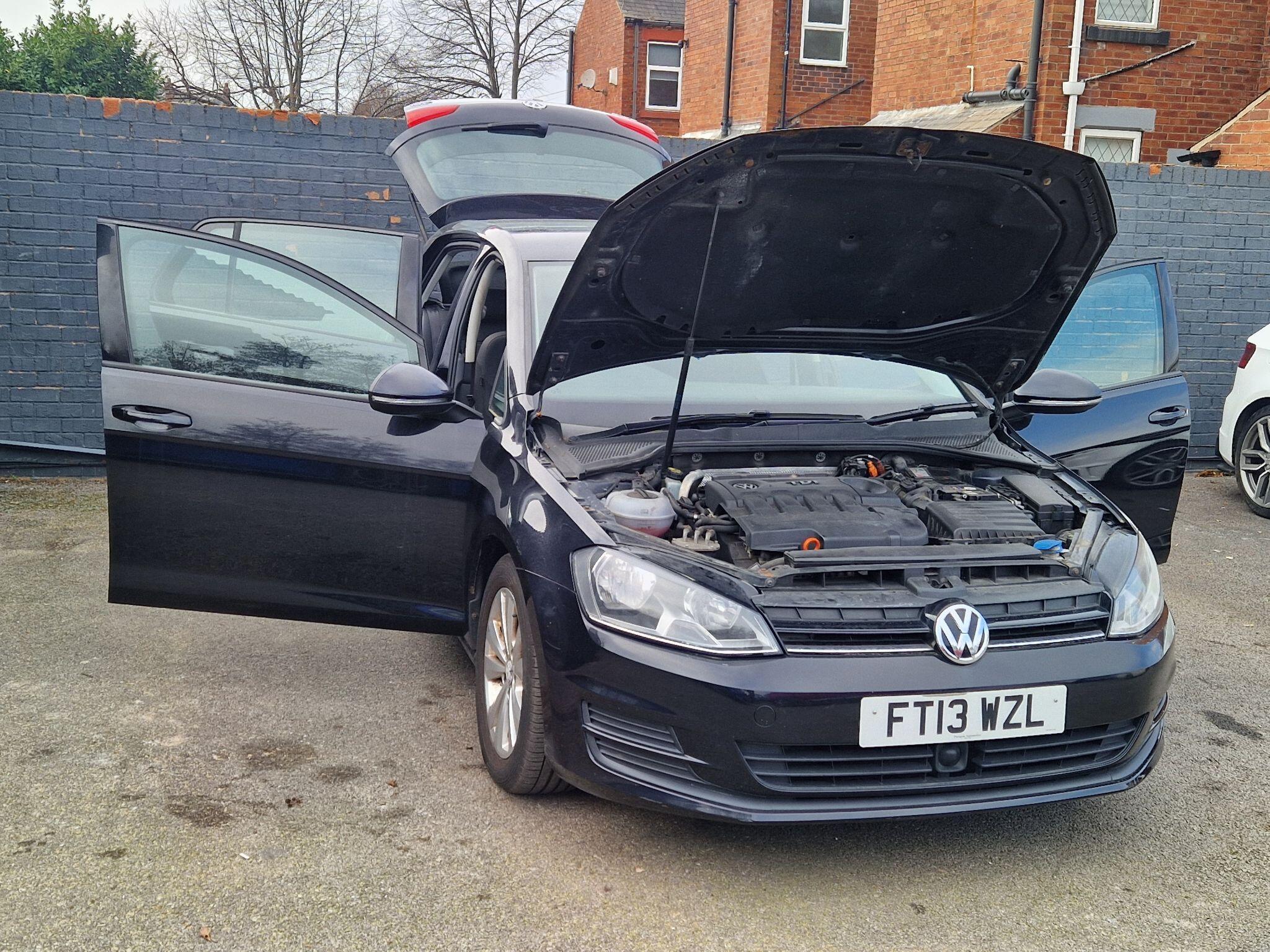 Volkswagen Golf - Image 26