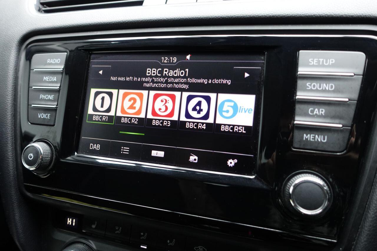 Skoda Octavia - Image 21