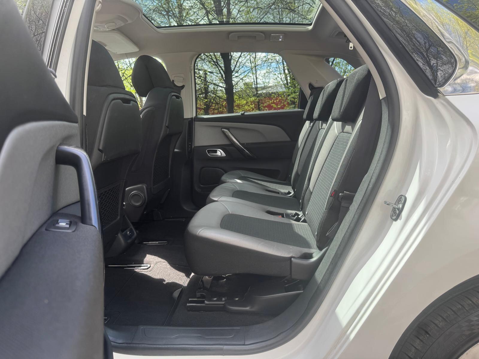 Citroen C4 Picasso - Image 24