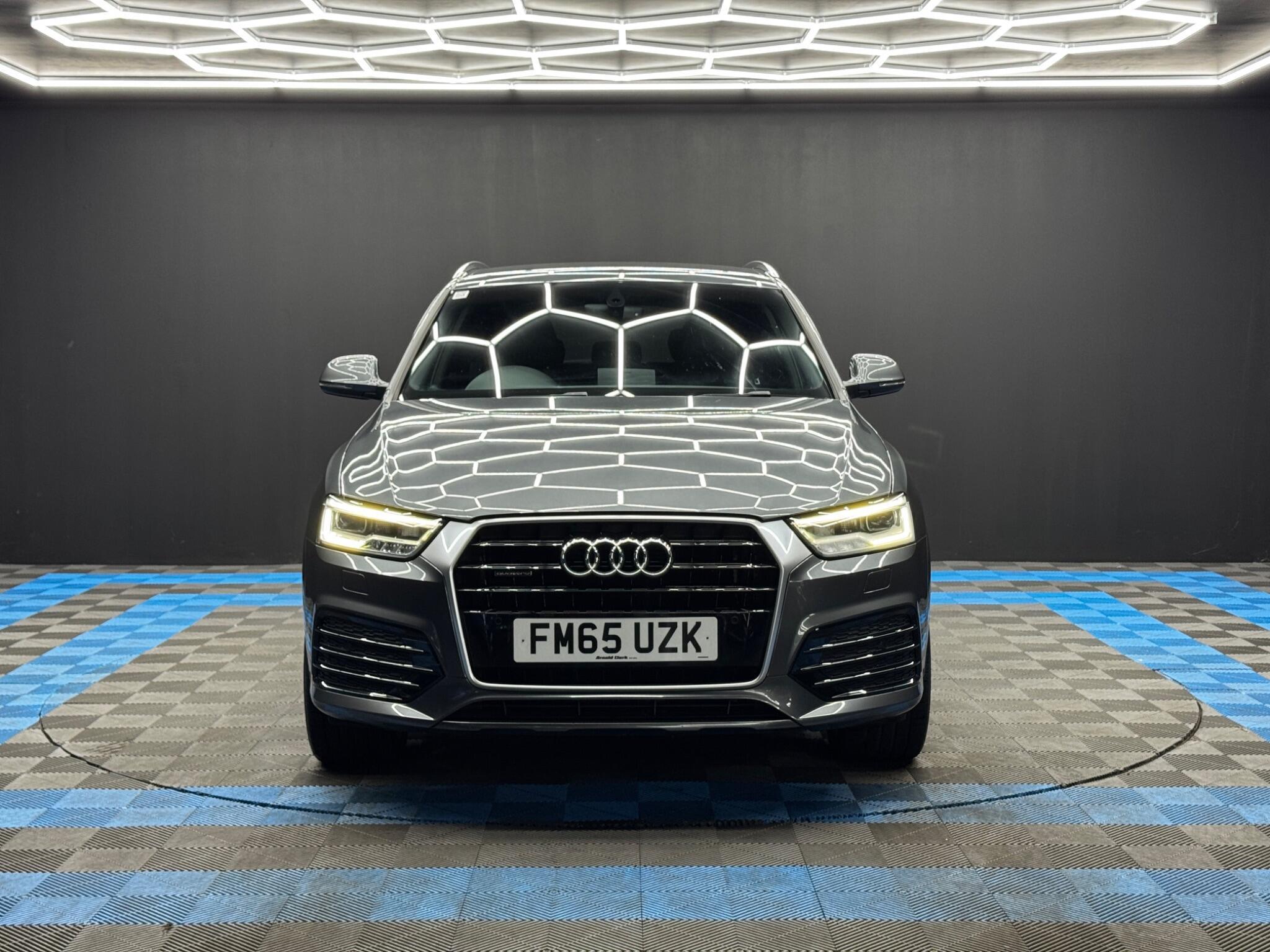 Audi Q3 - Image 2