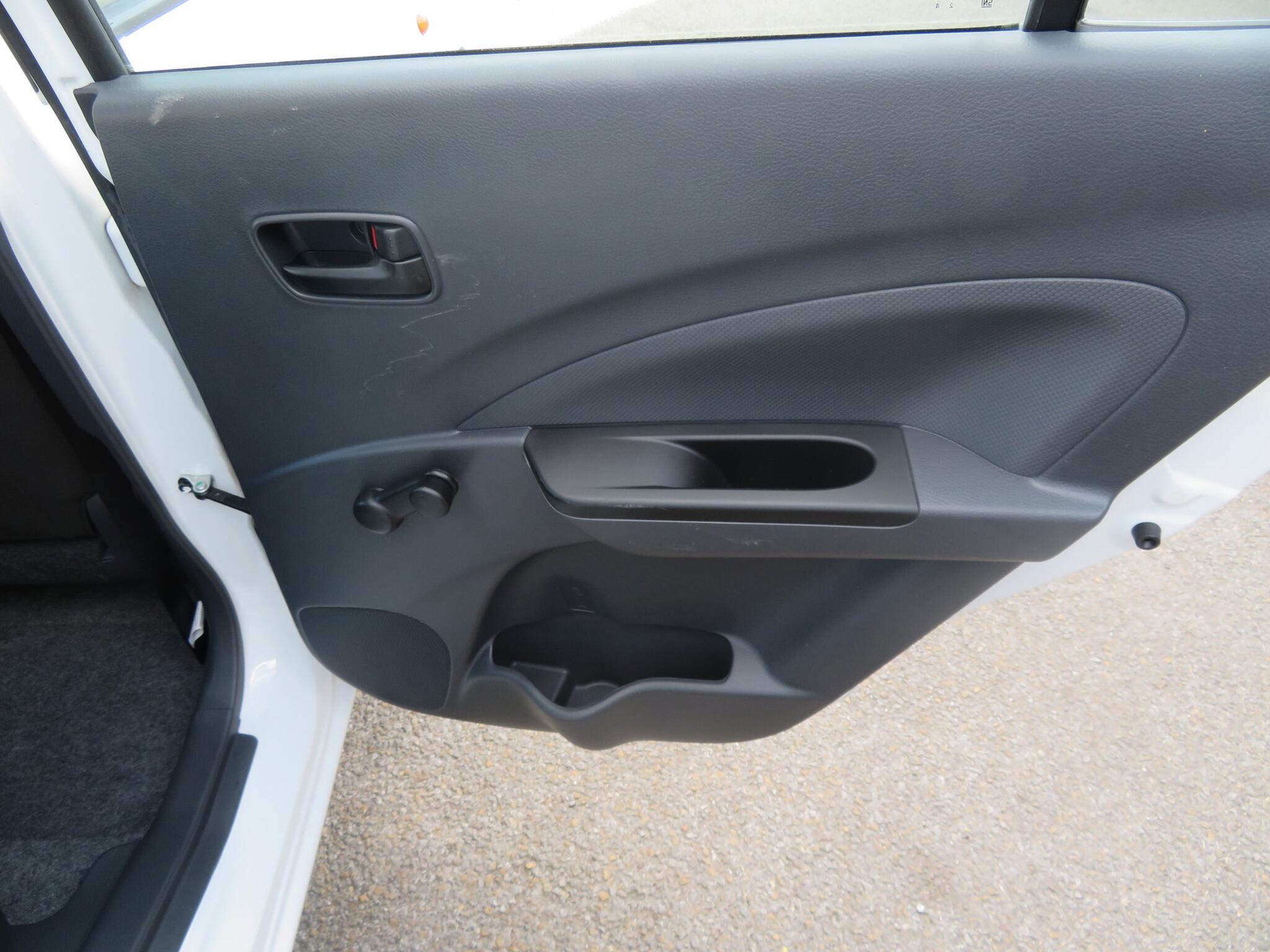 Suzuki Celerio - Image 15