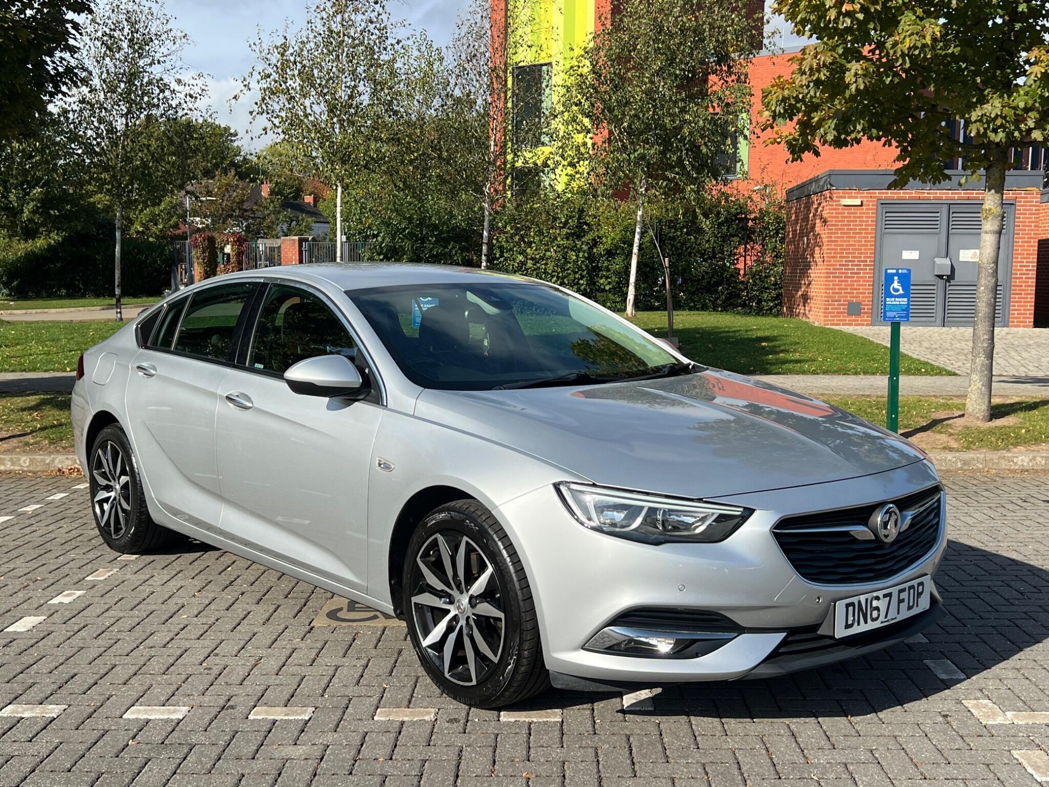 Vauxhall Insignia - Image 9