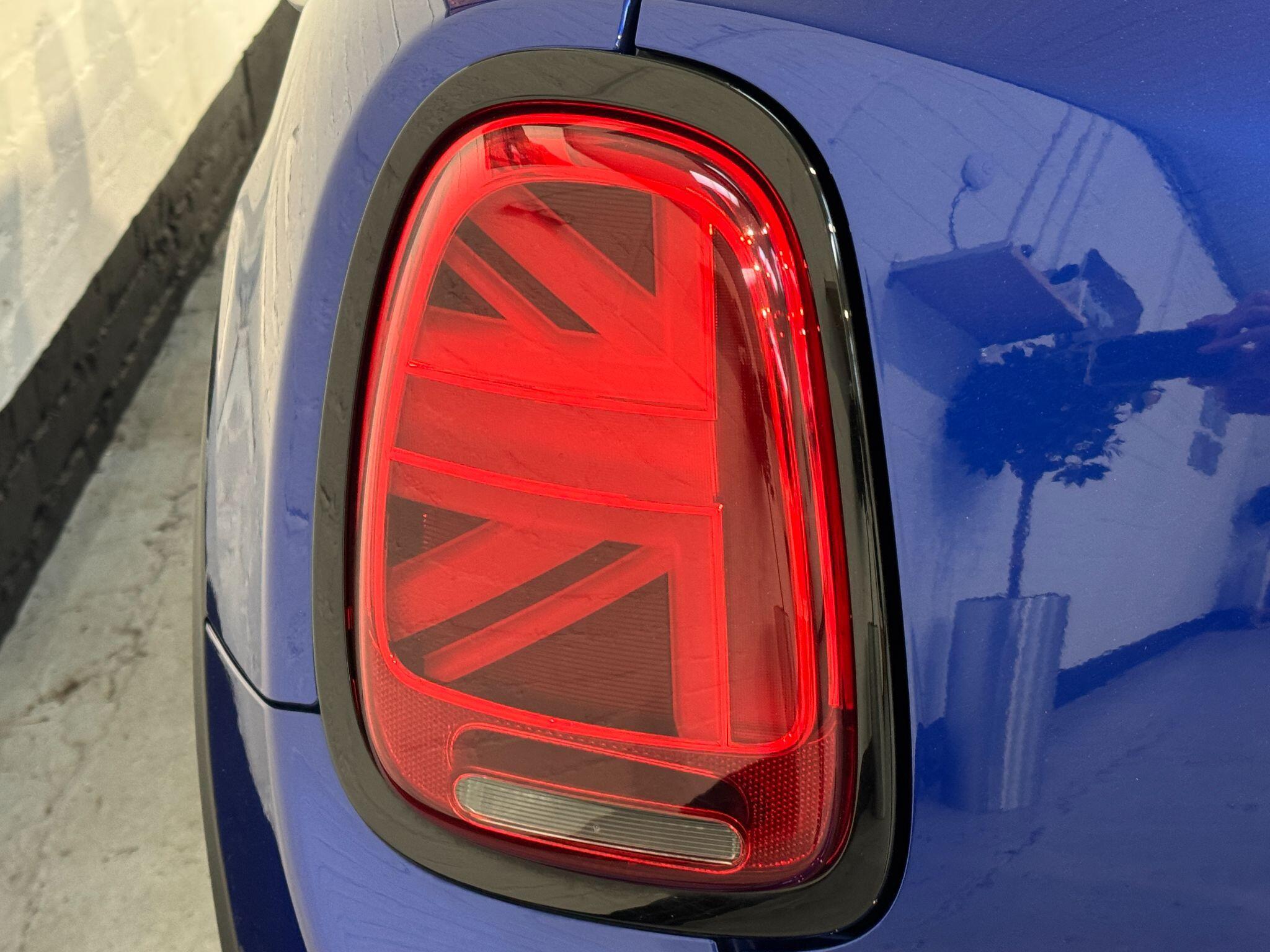 MINI Hatch - Image 42
