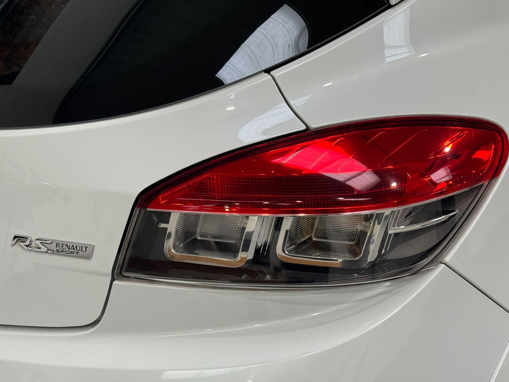 Renault Megane - Image 49