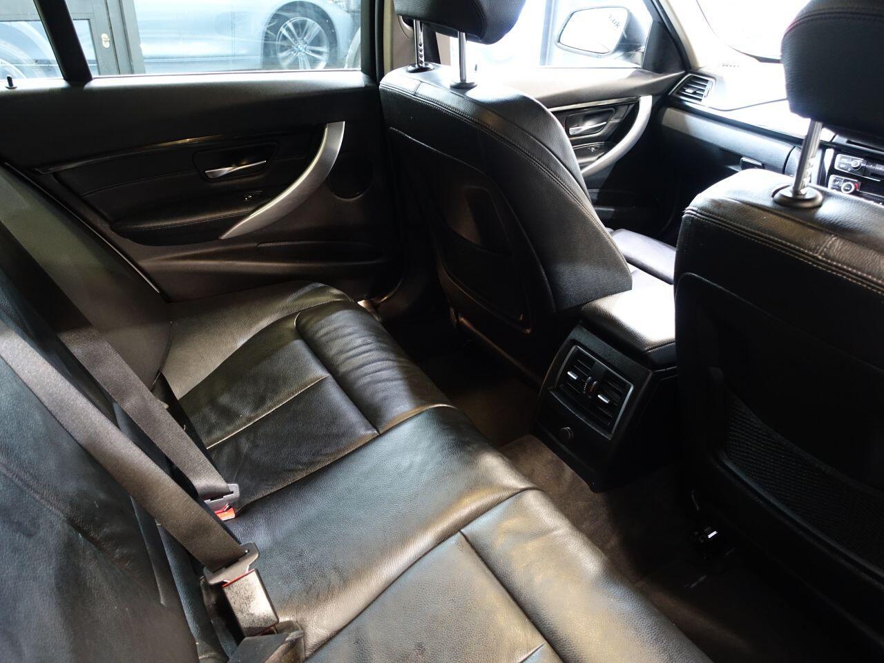 BMW 3 Series - Image 20