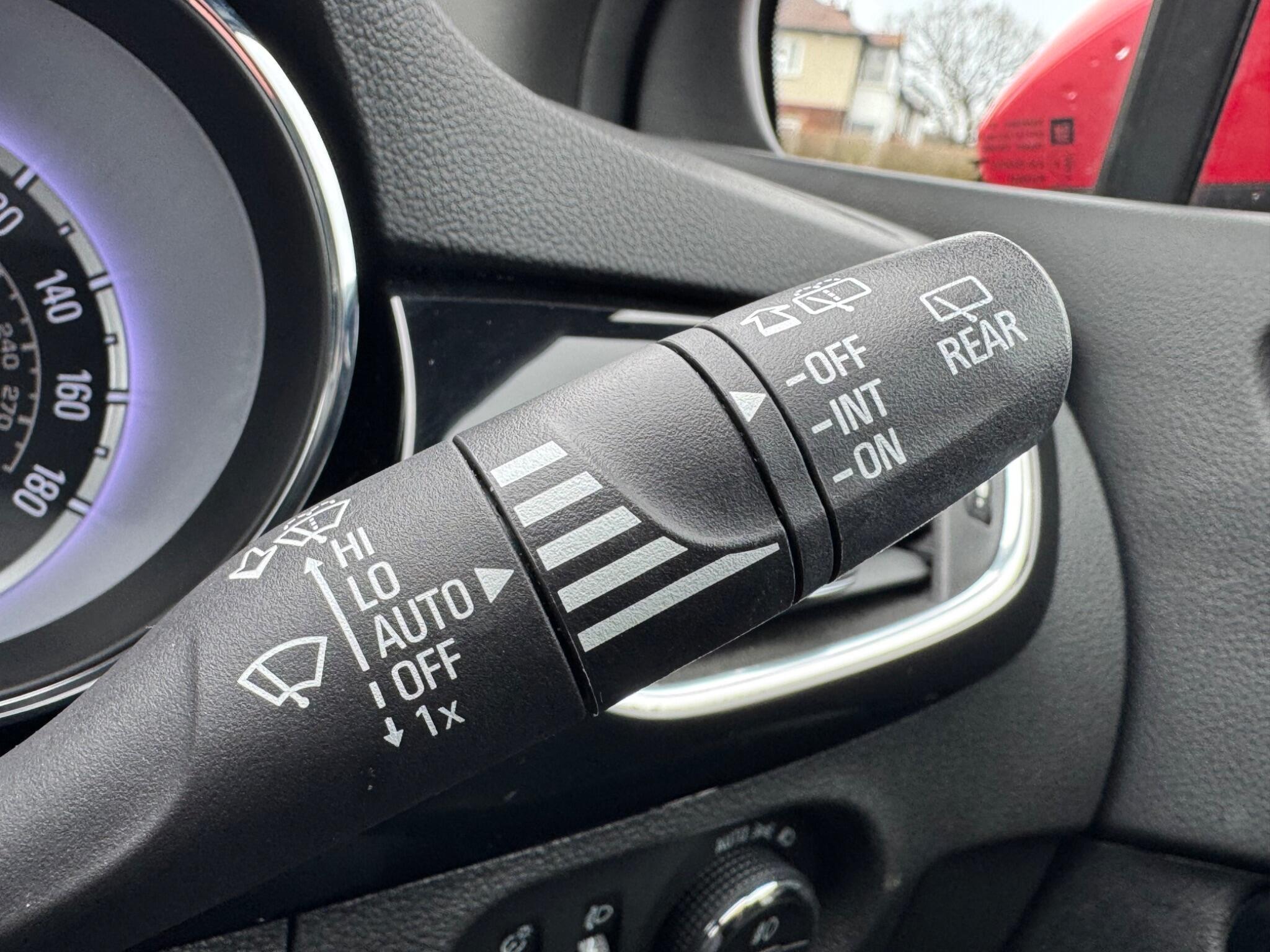 Vauxhall Astra - Image 20