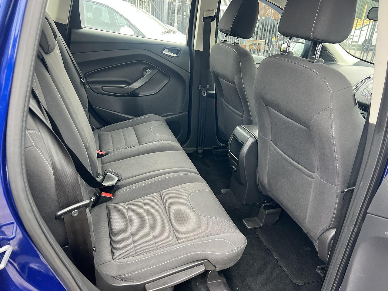 Ford Kuga - Image 19