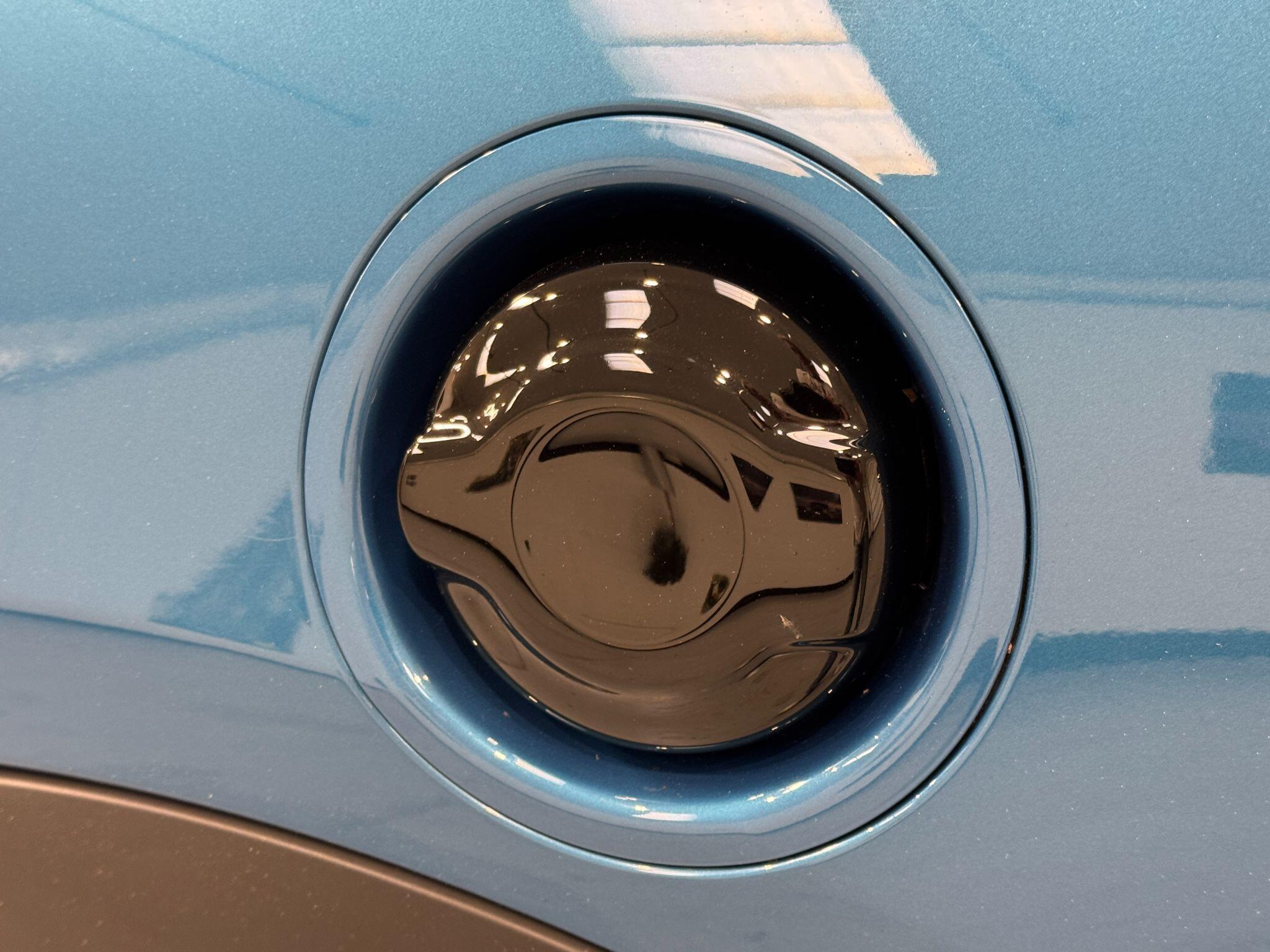 MINI Hatch - Image 51