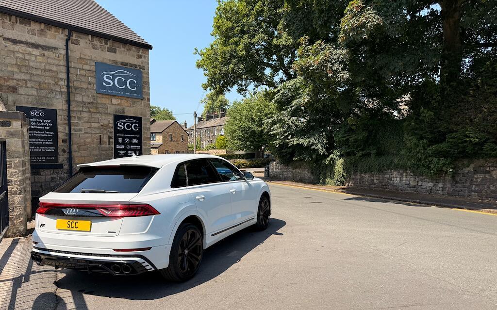 Audi Q8 - Image 10
