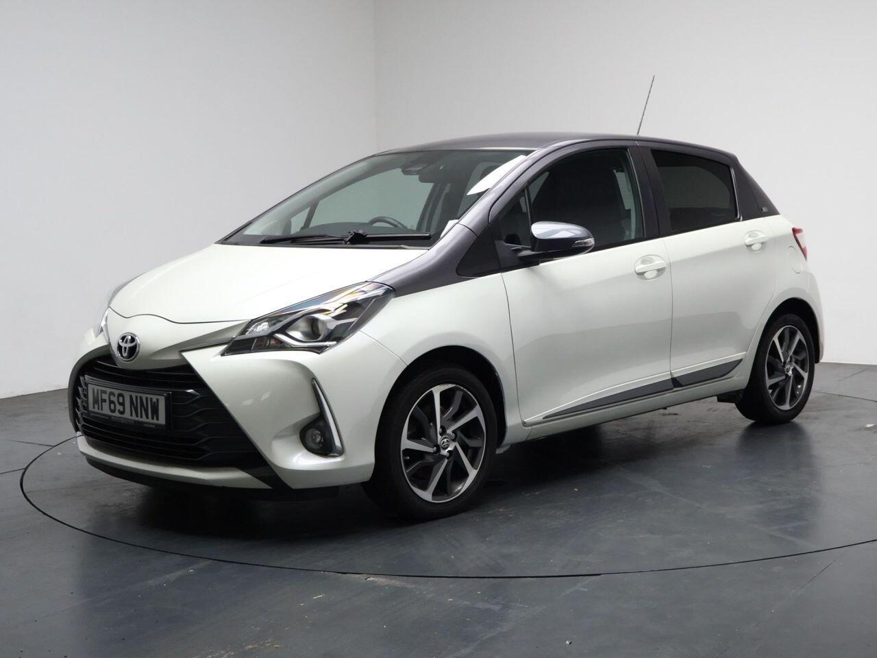 Toyota Yaris - Image 6