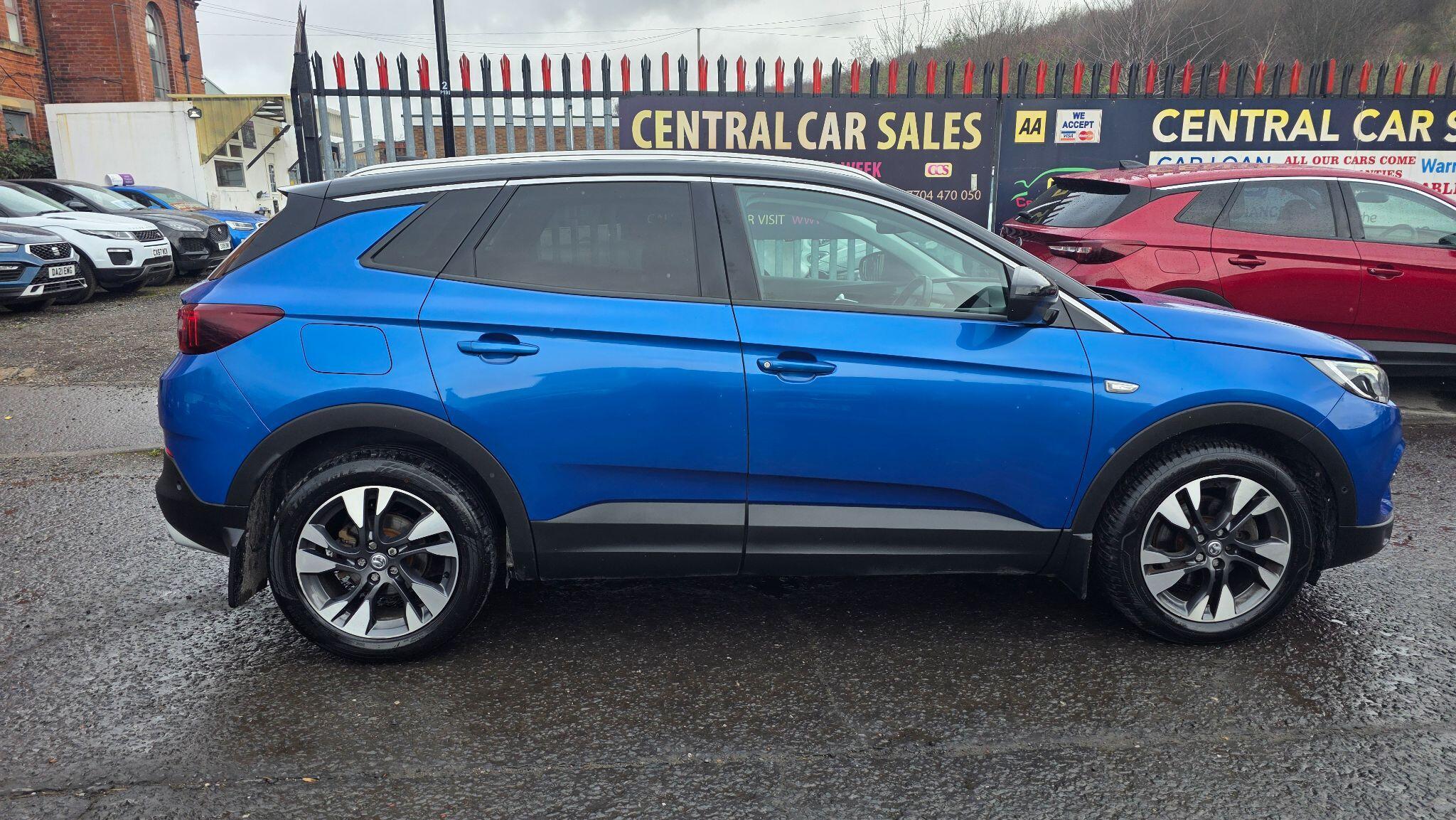 Vauxhall Grandland X - Image 8