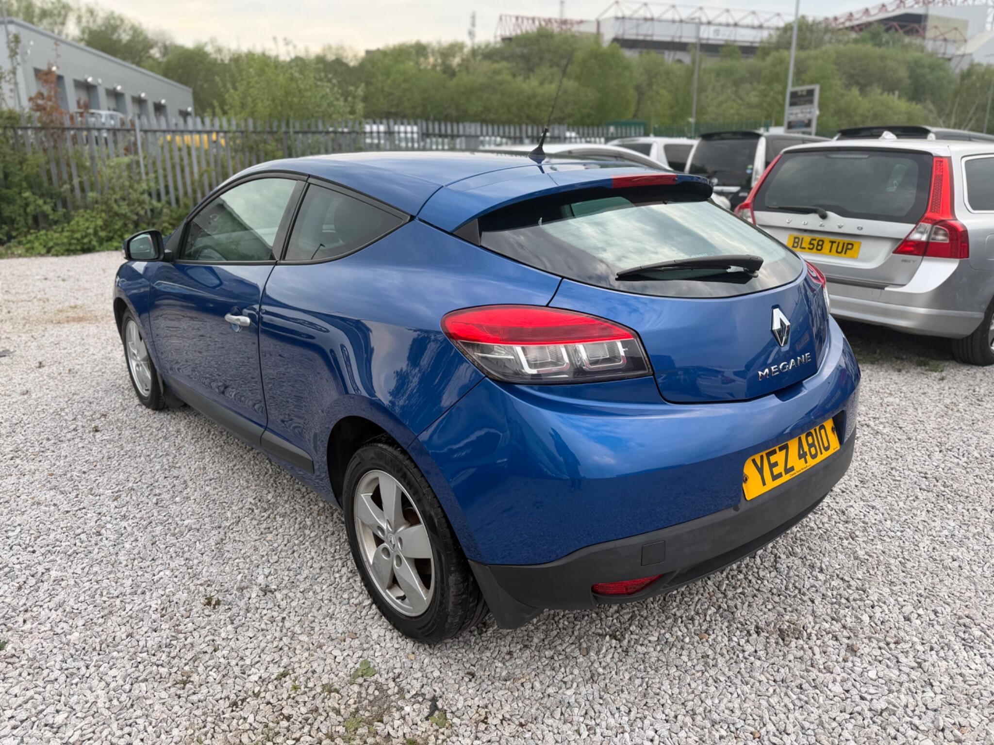 Renault Megane - Image 6