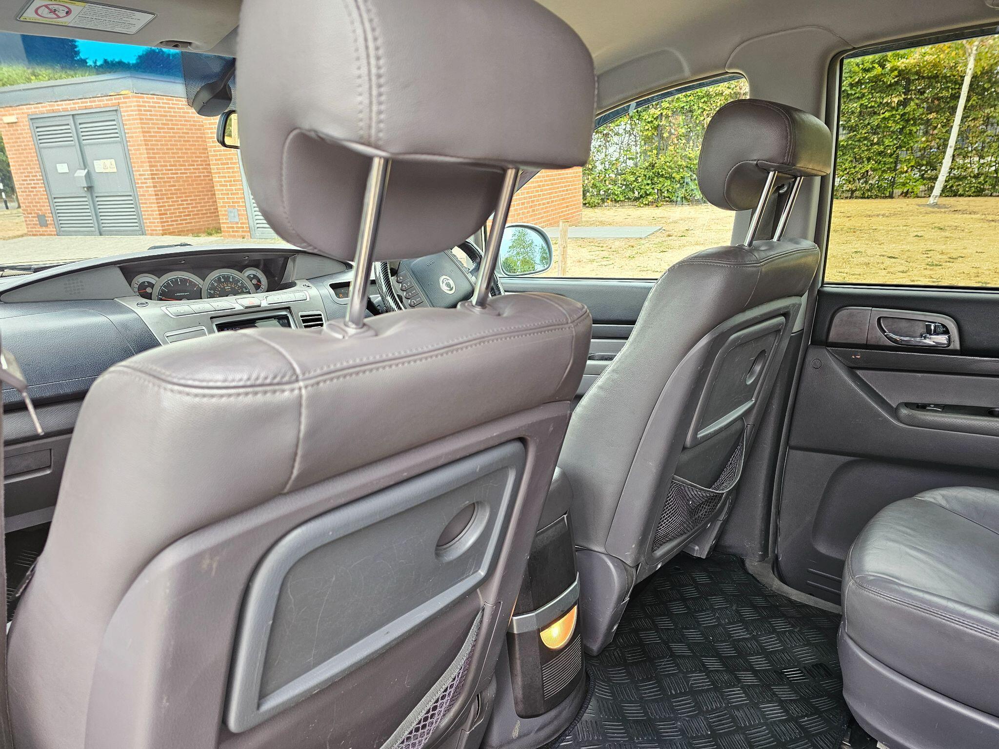 Ssangyong Turismo - Image 14