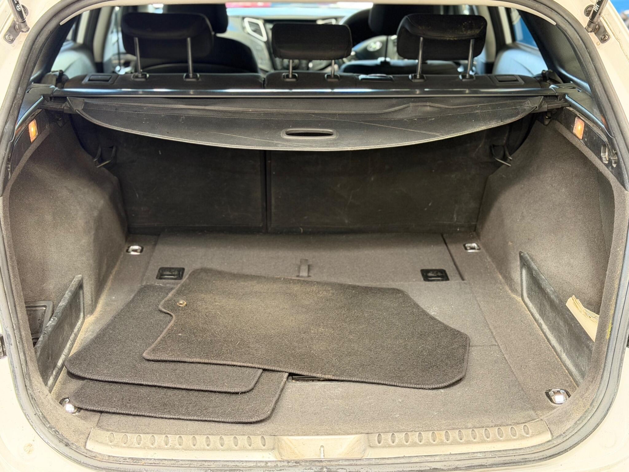 Hyundai i40 - Image 36