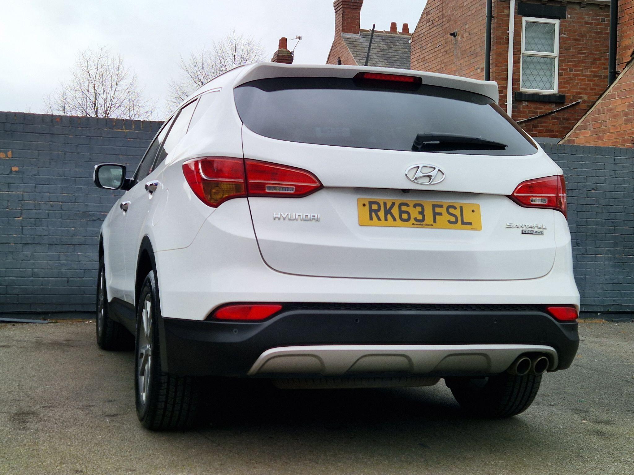 Hyundai Santa Fe - Image 25