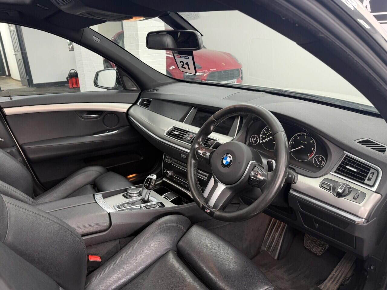 BMW 5 SERIES GRAN TURISMO - Image 14