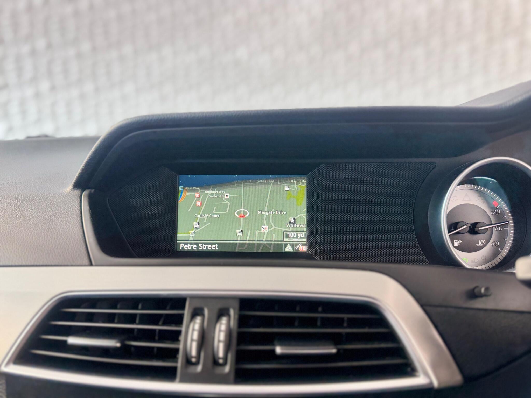 Mercedes C Class - Image 29