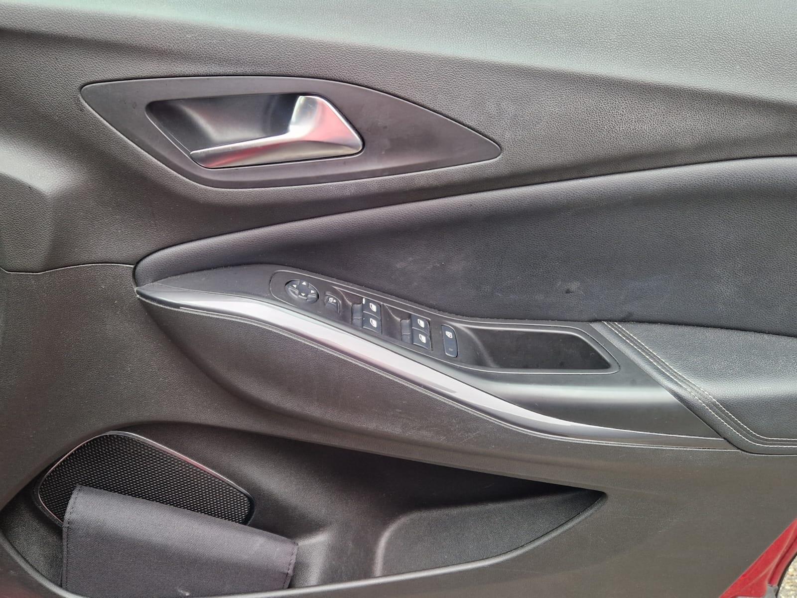 Vauxhall Grandland X - Image 29