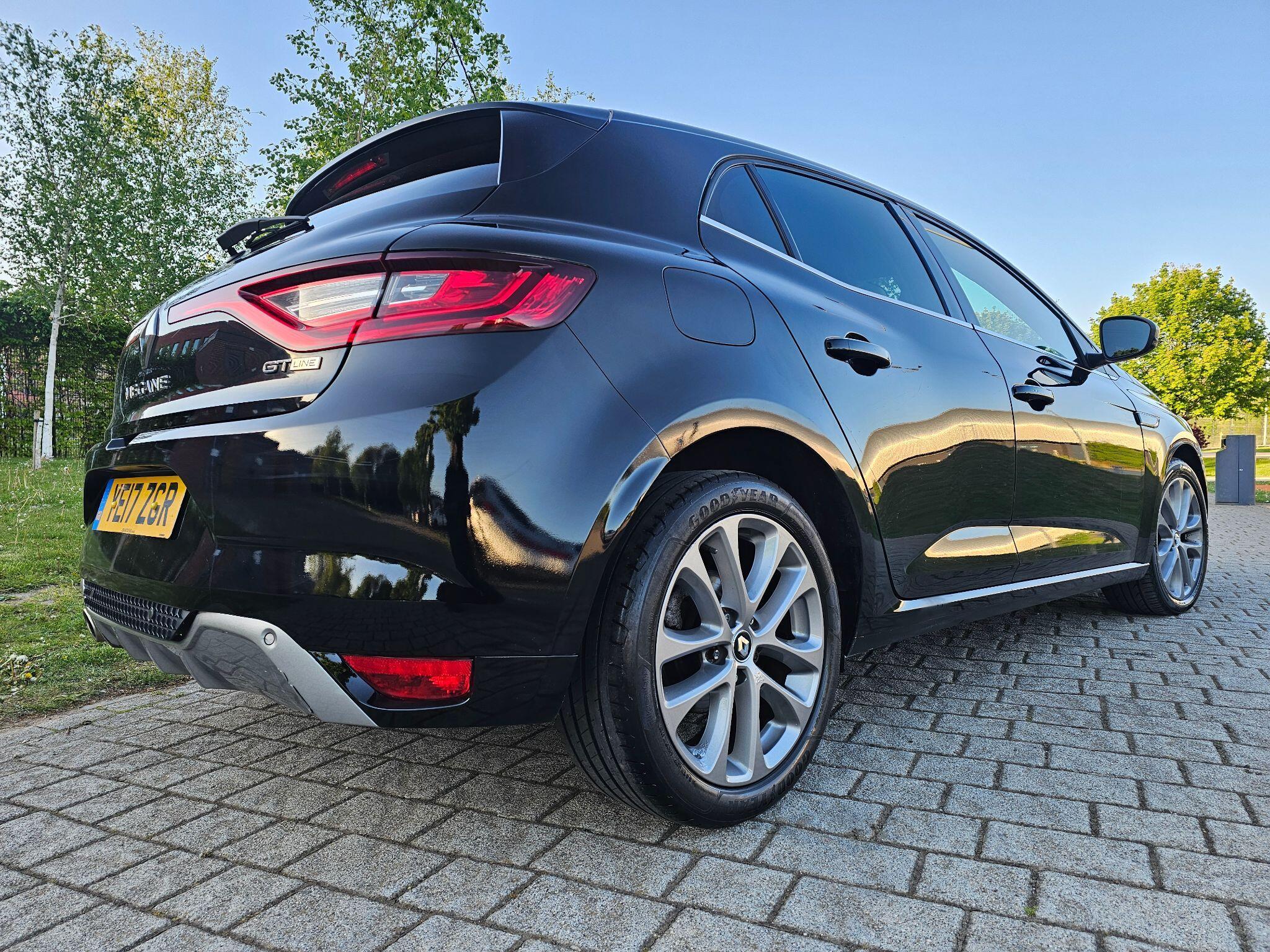 Renault Megane - Image 24