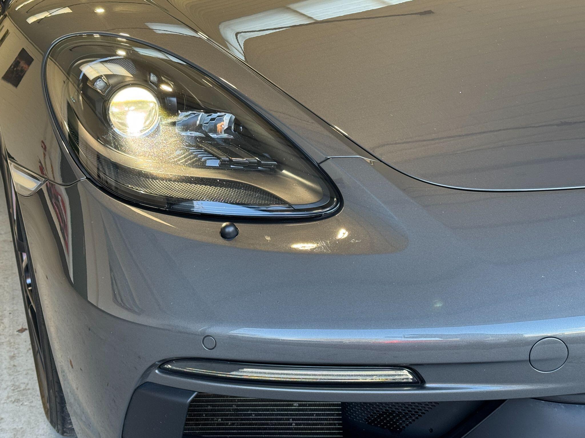 Porsche 718 Cayman - Image 75