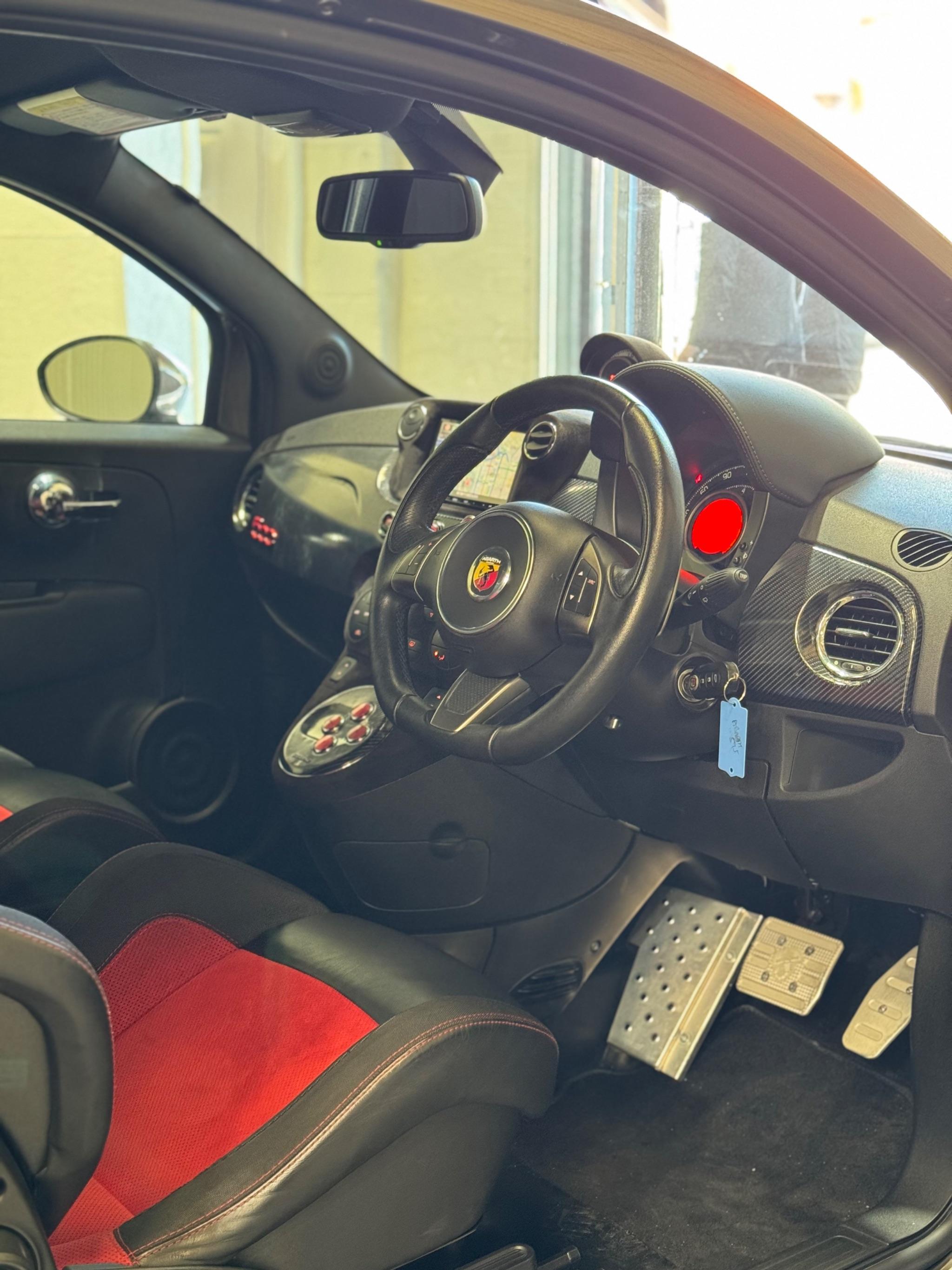 Abarth 595 - Image 15