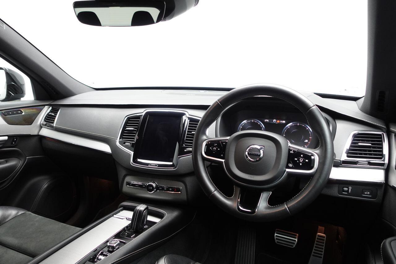 Volvo XC90 - Image 15