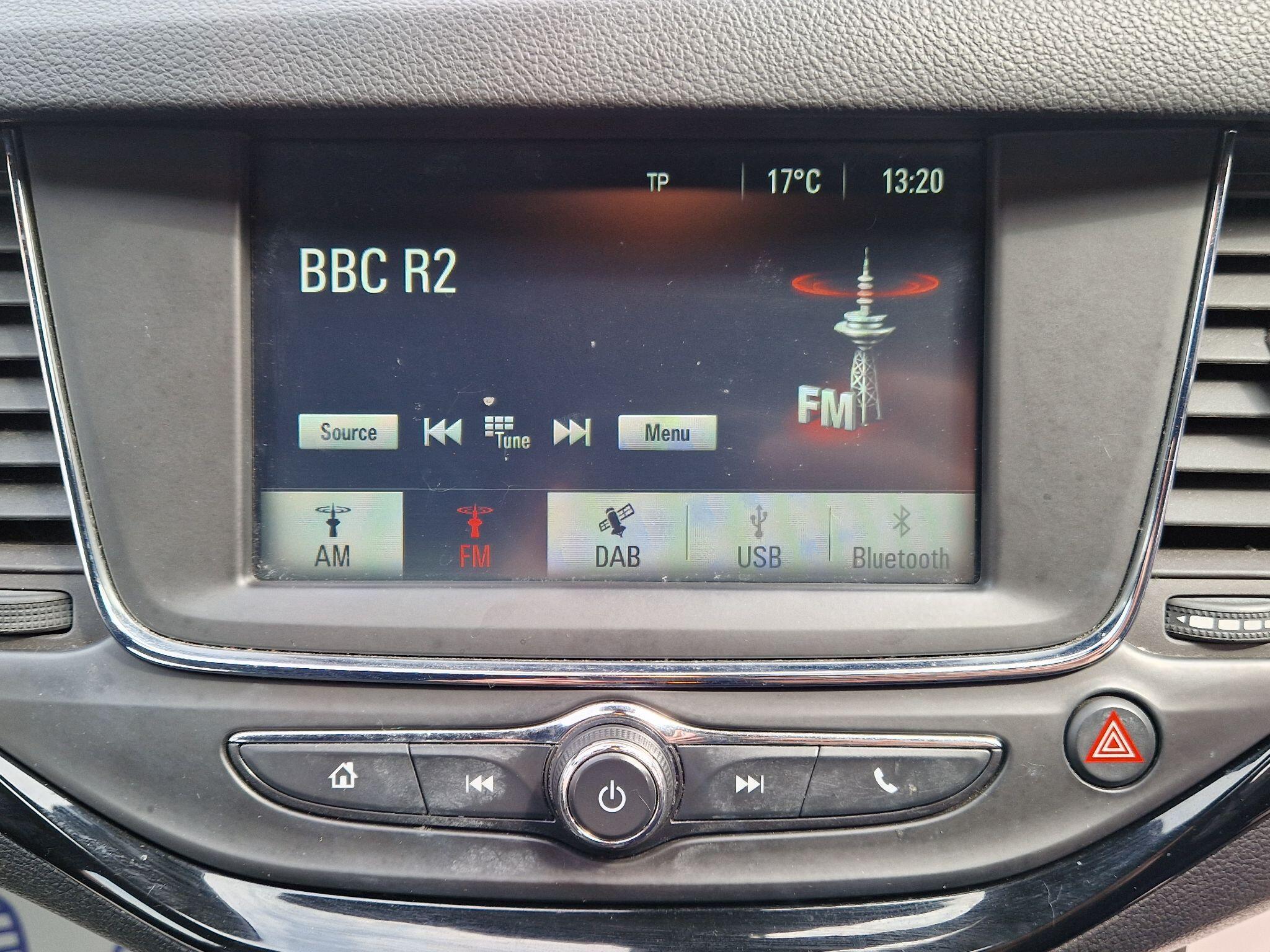 Vauxhall Astra - Image 27