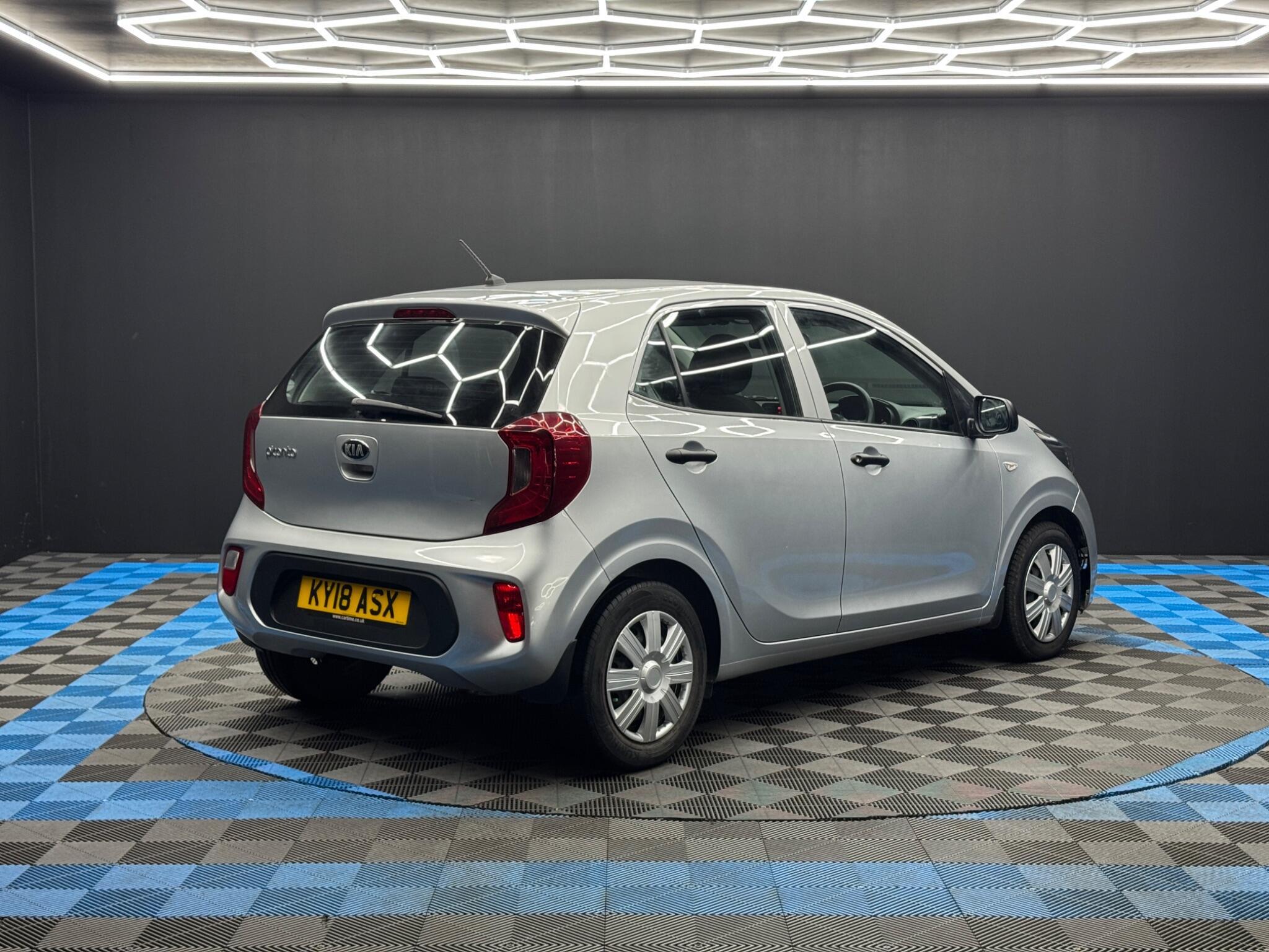 Kia Picanto - Image 7