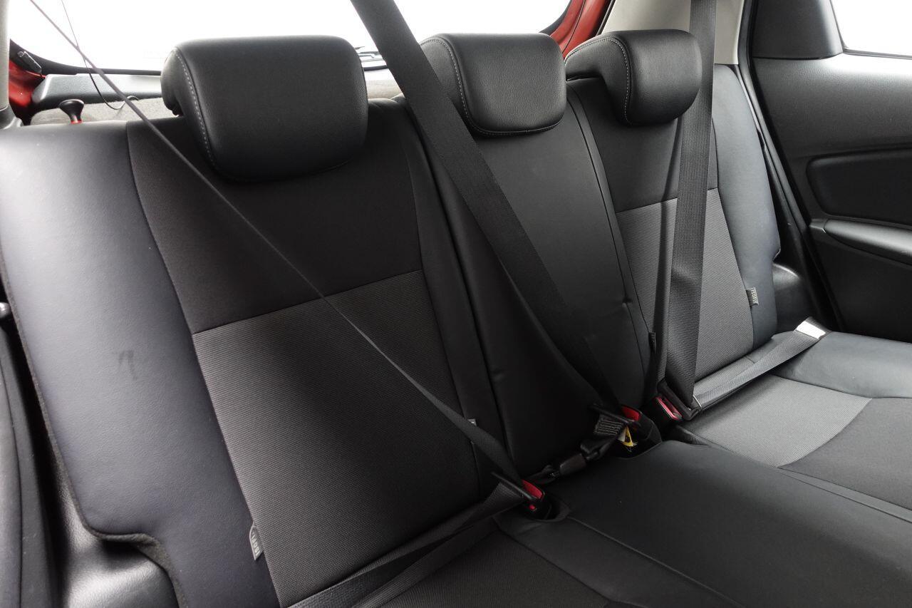 Toyota Yaris - Image 18