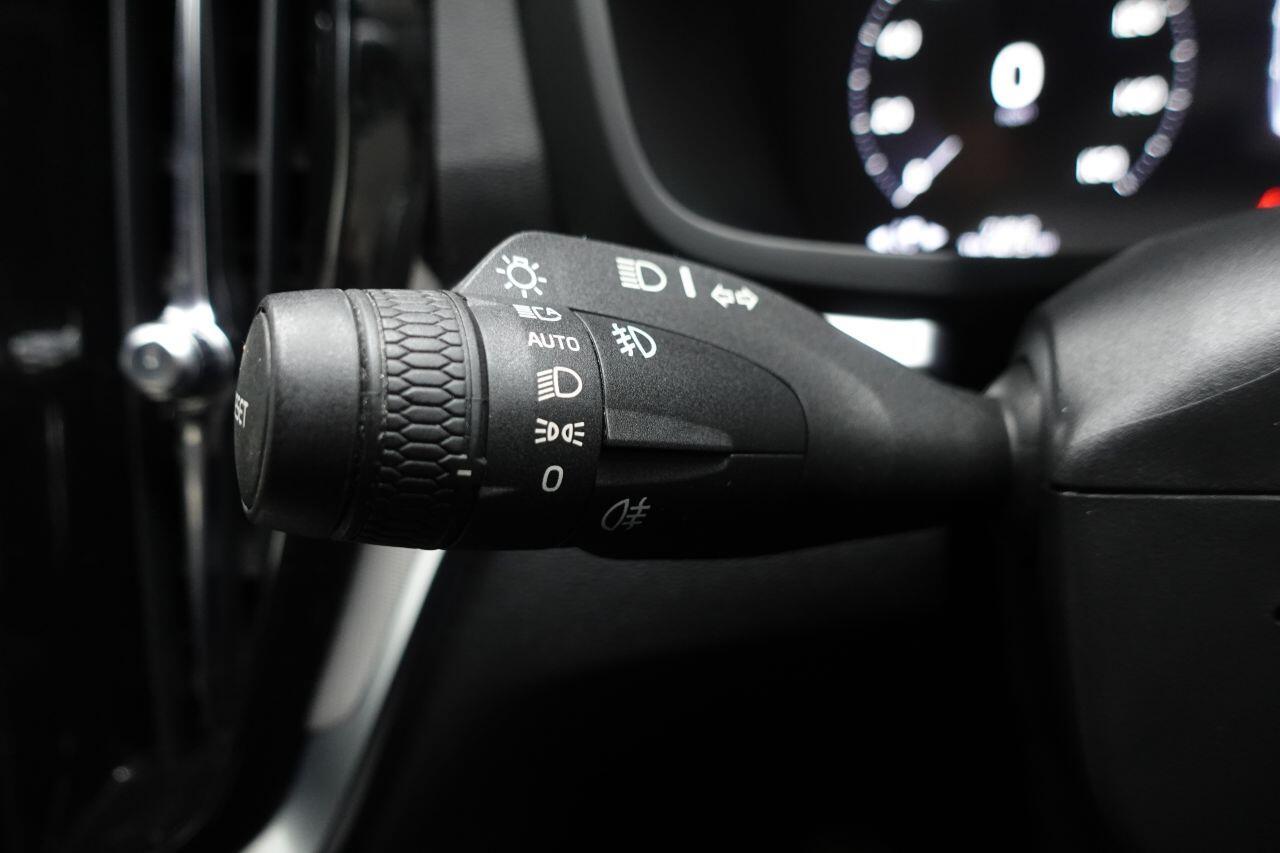 Volvo S60 - Image 47