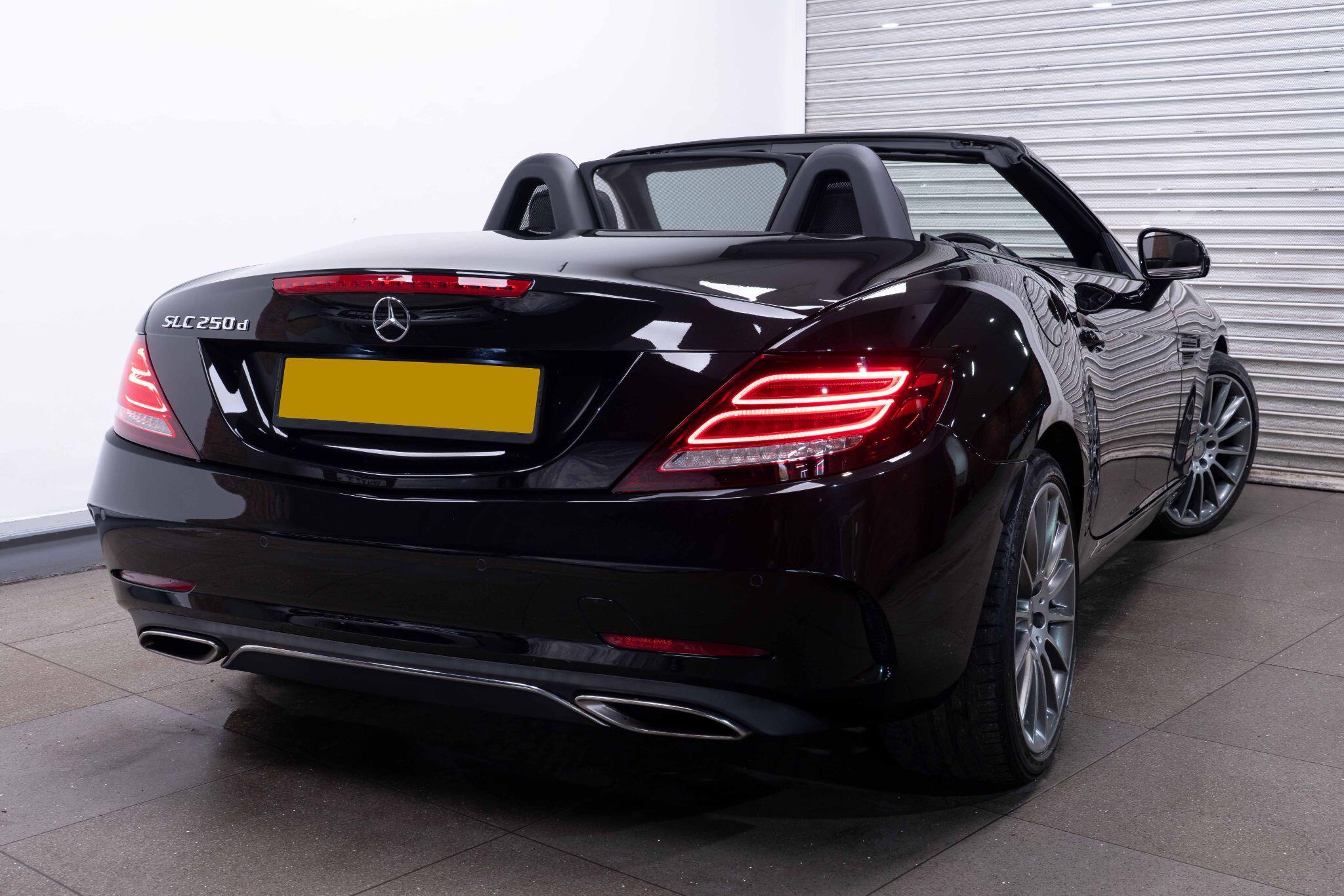 Mercedes SLC - Image 8