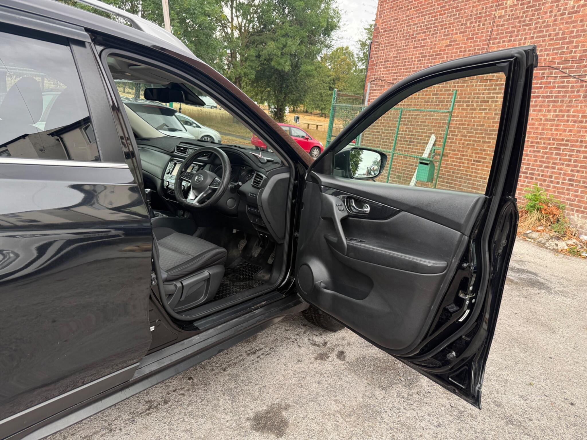 Nissan X-Trail - Image 20