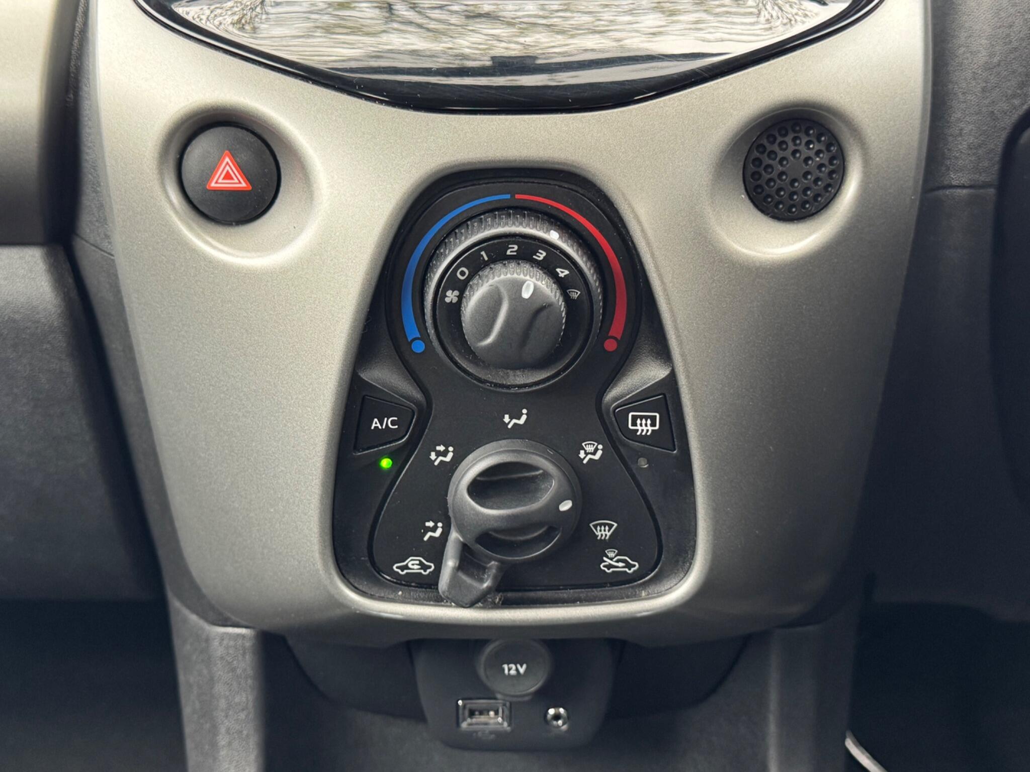 Peugeot 108 - Image 23