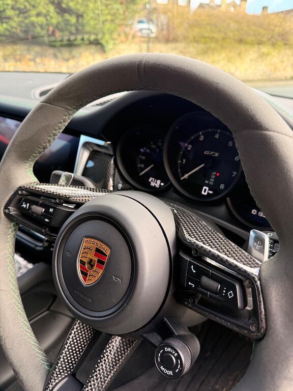 Porsche Macan - Image 11