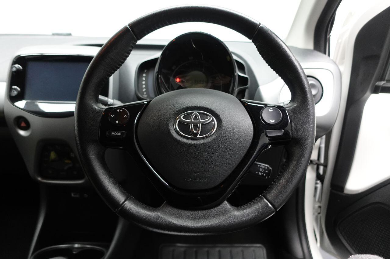 Toyota Aygo - Image 27