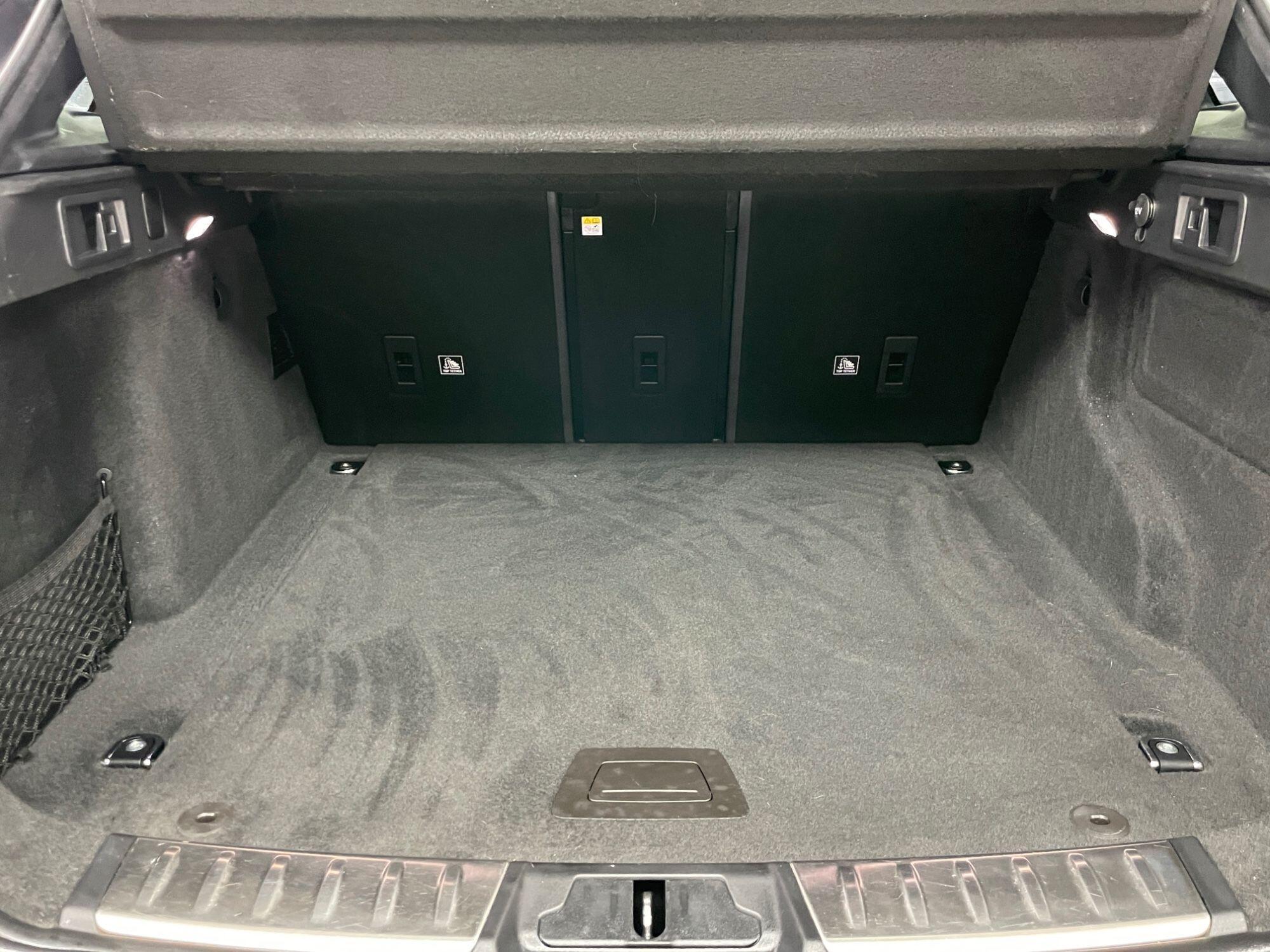 Jaguar F-Pace - Image 18