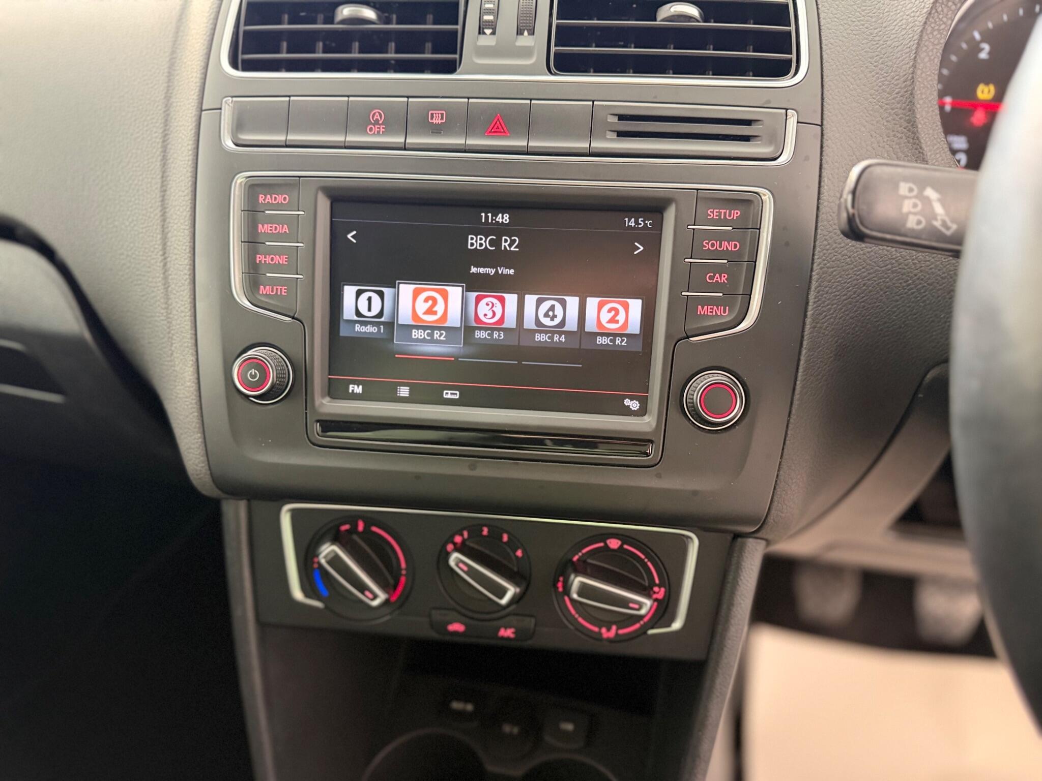 Volkswagen Polo - Image 18