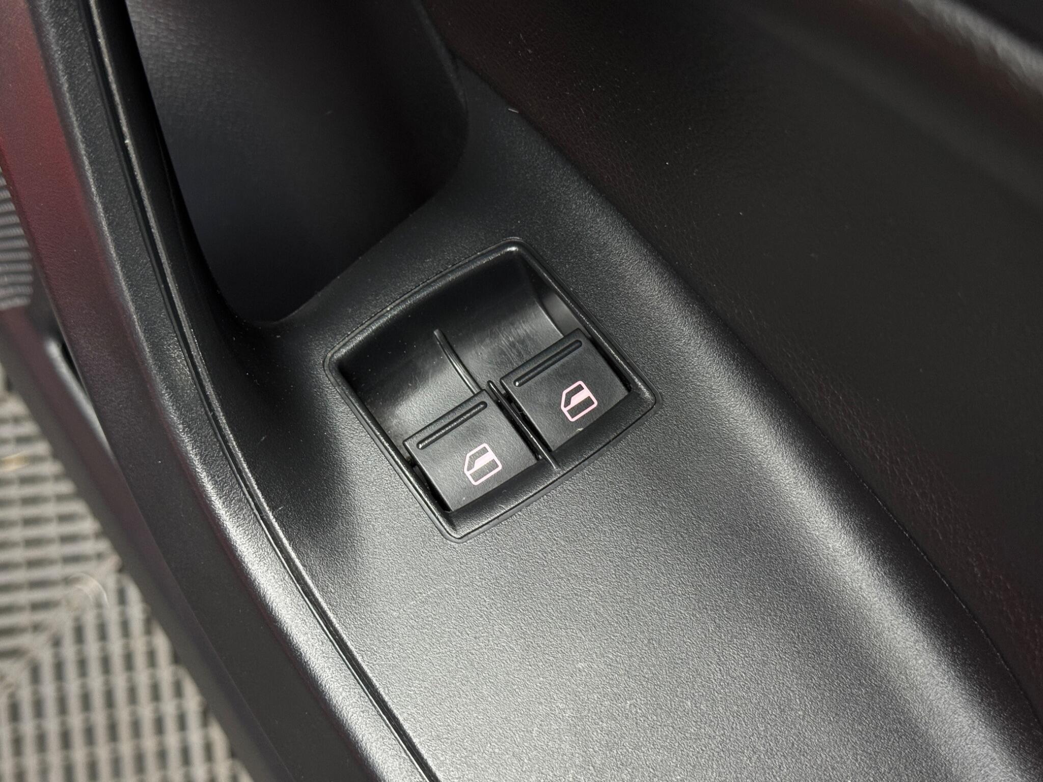 SEAT Ibiza - Image 33