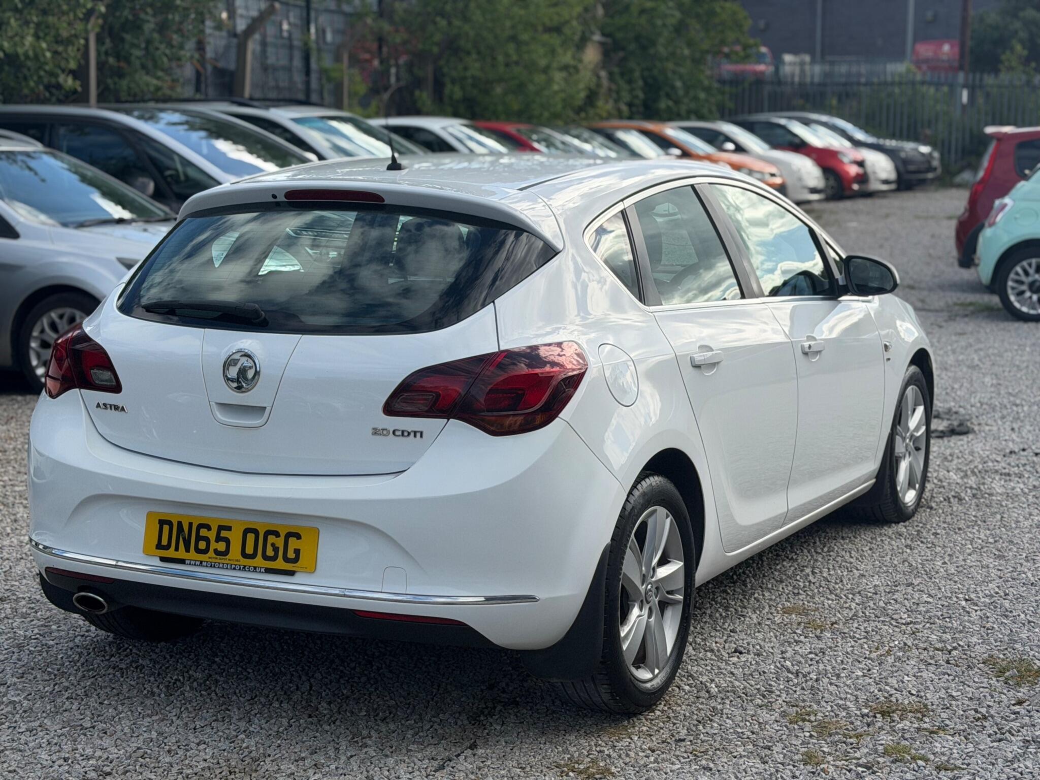 Vauxhall Astra - Image 6