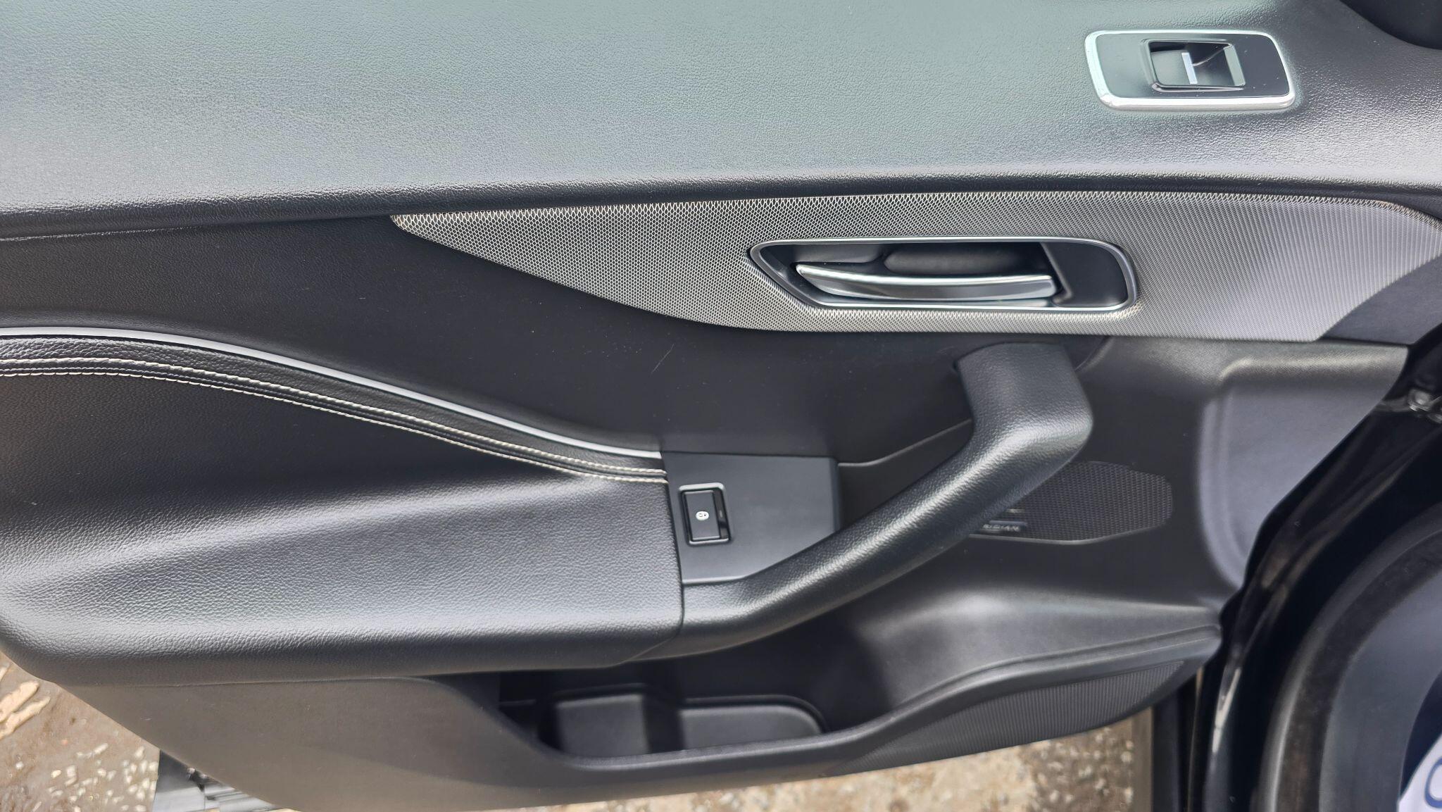 Jaguar F-Pace - Image 47