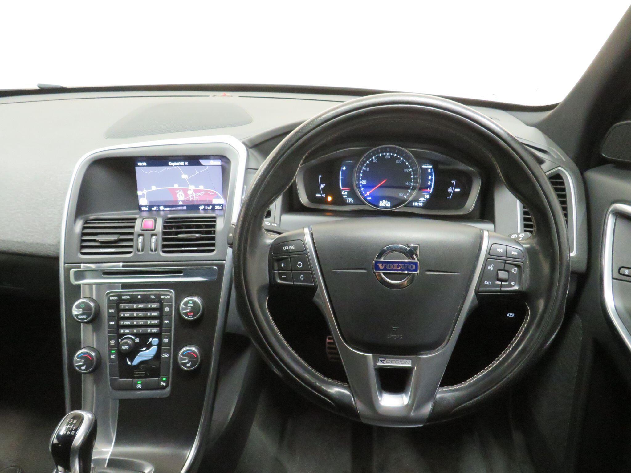 Volvo XC60 - Image 17