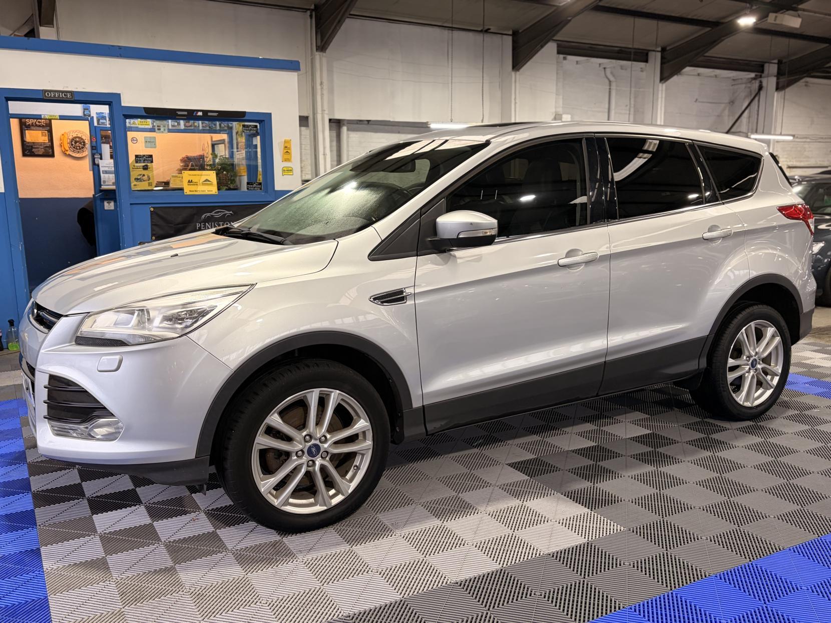 Ford Kuga - Image 4