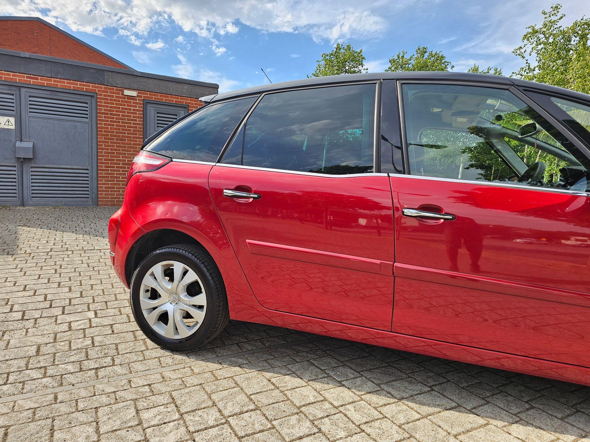 Citroen C4 Picasso - Image 10