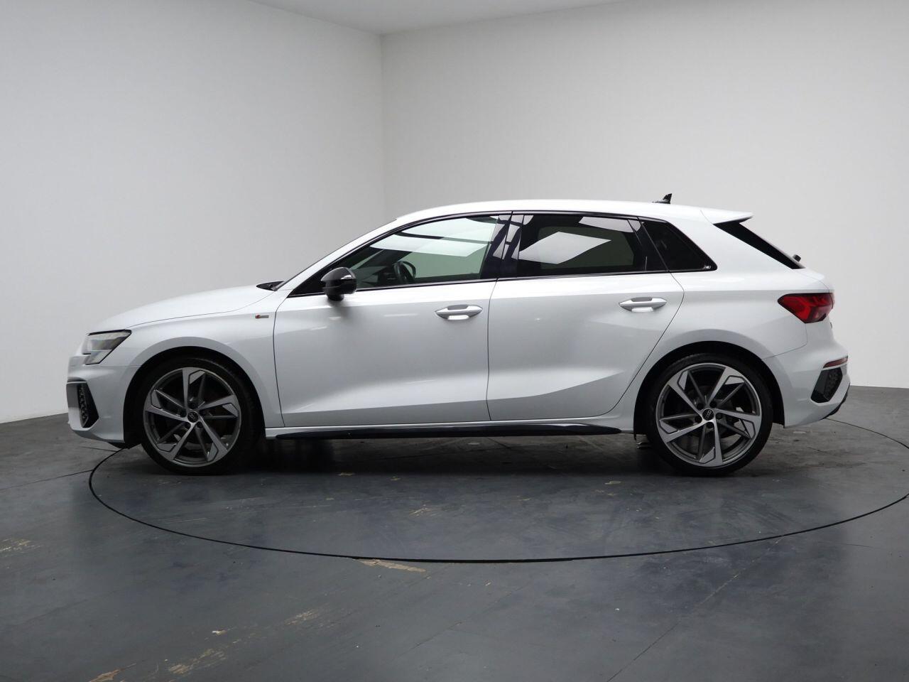 Audi A3 - Image 8