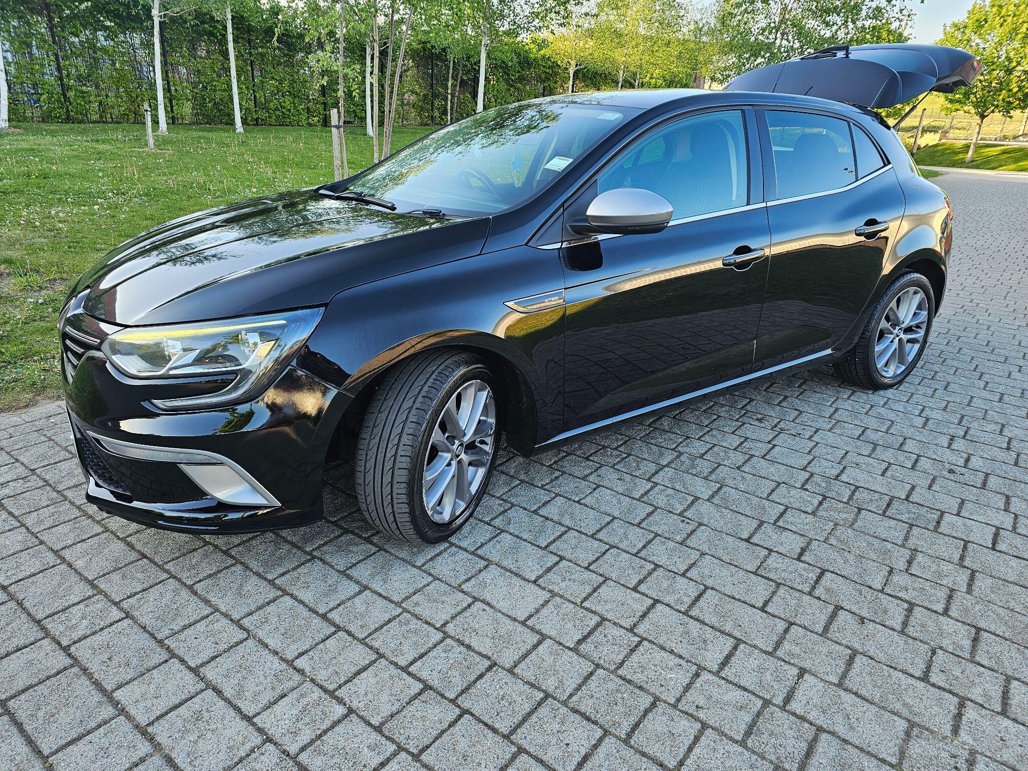 Renault Megane - Image 18