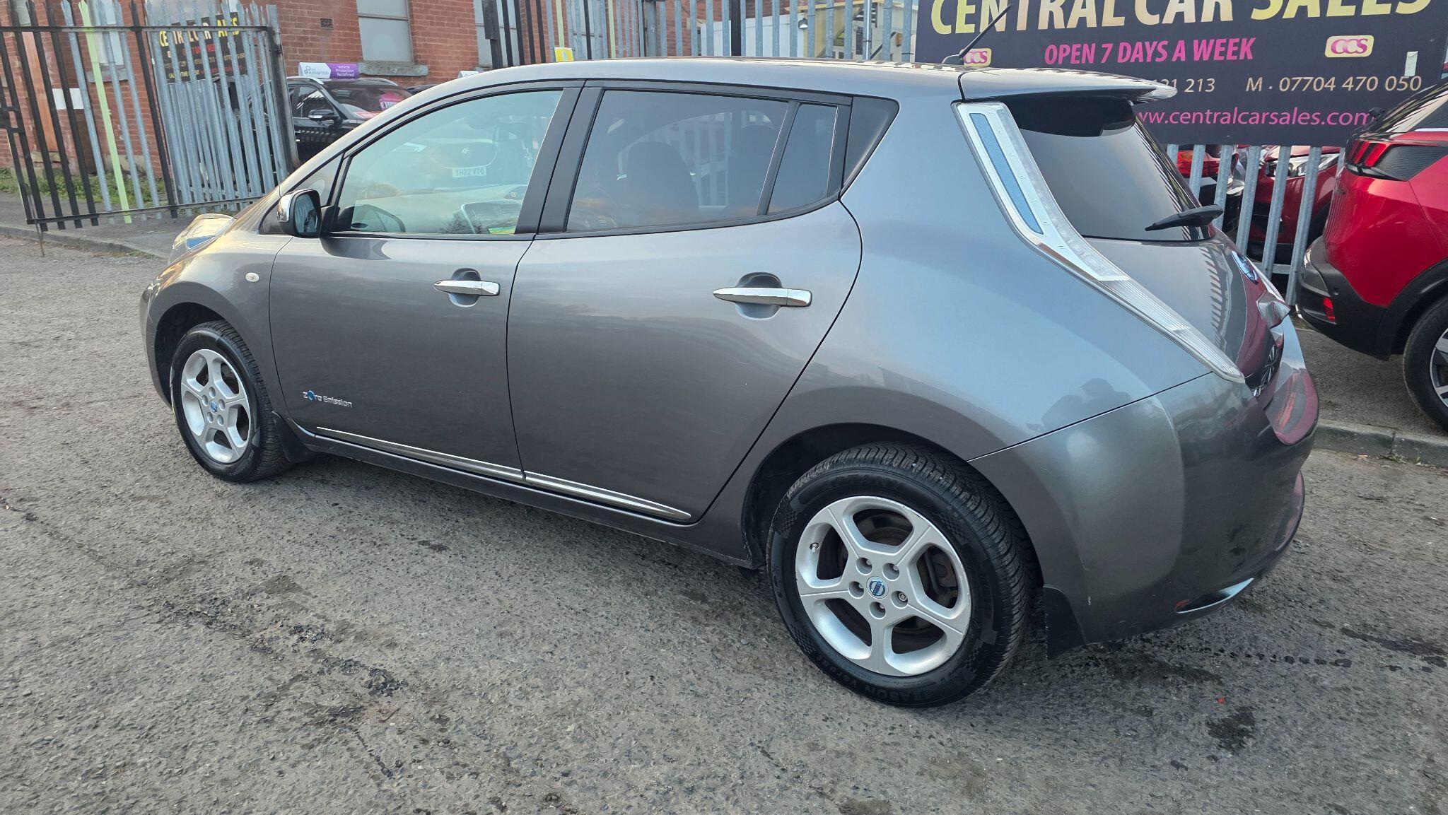 Nissan Leaf - Image 12