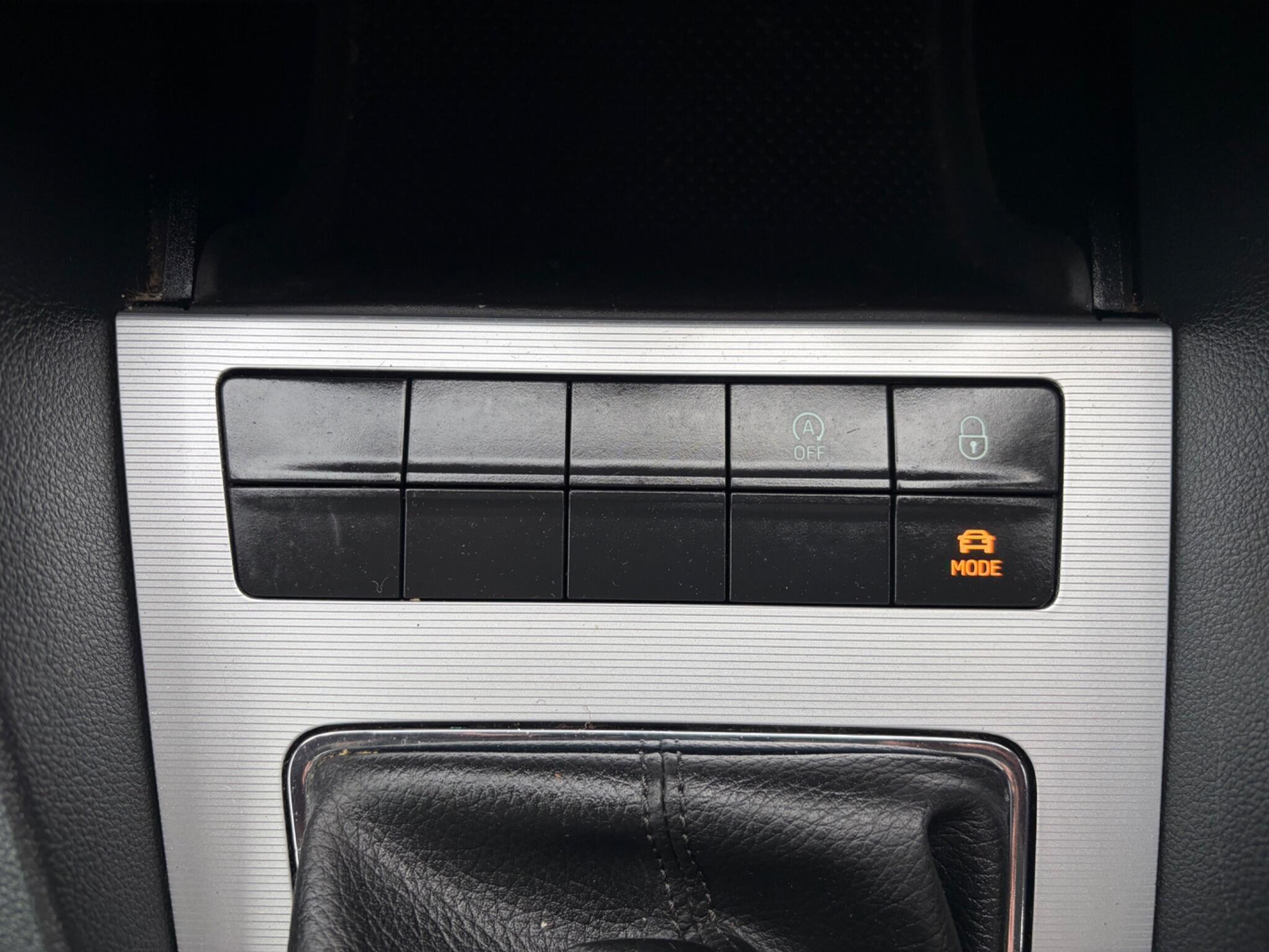 Skoda Octavia - Image 22