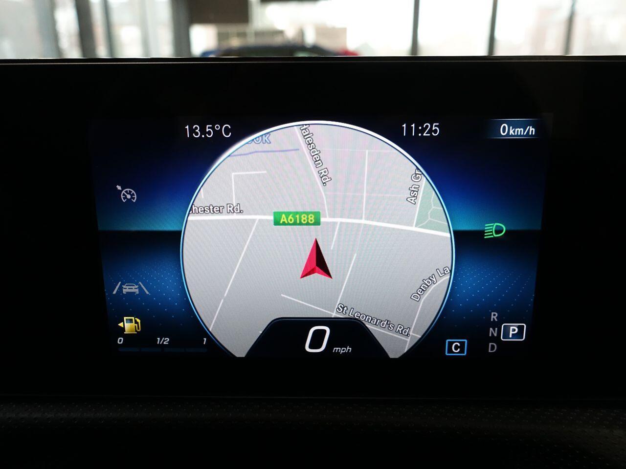 Mercedes CLA - Image 3